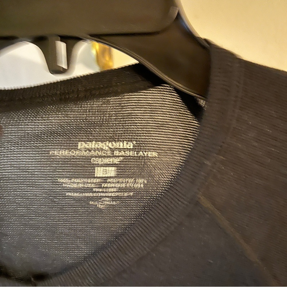 Patagonia Black Capilene Performance Baselayer Long Sleeve - Small - Picture 5 of 8